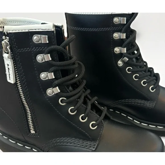 NWOT Dr.Martens SZ 6 1460 Zipped HDW women’s Airwair With Bouncing Soles Black - Picture 3 of 10